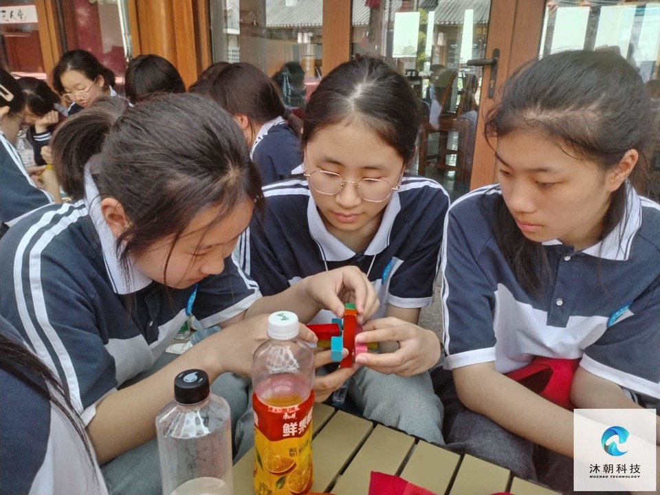 tYSuU-QvRSmHqqkLHmZ1TgLhiXppLKO1rLc8xZ4EDM3VUYI1SwT_oF1OQWNSscMs