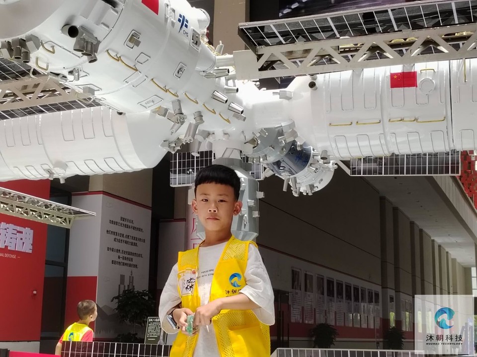 w-GSy9h1ylCF_7xc1uueE9fIFlrqNJkUWw_zLrdLUmx6j3tLlfWR4p394eWYlV29