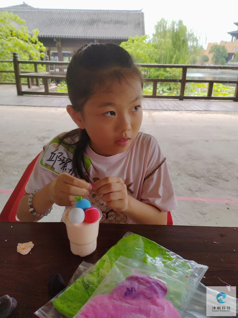 22_CsX3KTD9sP65nsGkb3L-El6FIpEaZ7bAx8z1kV_Tu7RAAOf6yMWNnZmwFHLGc