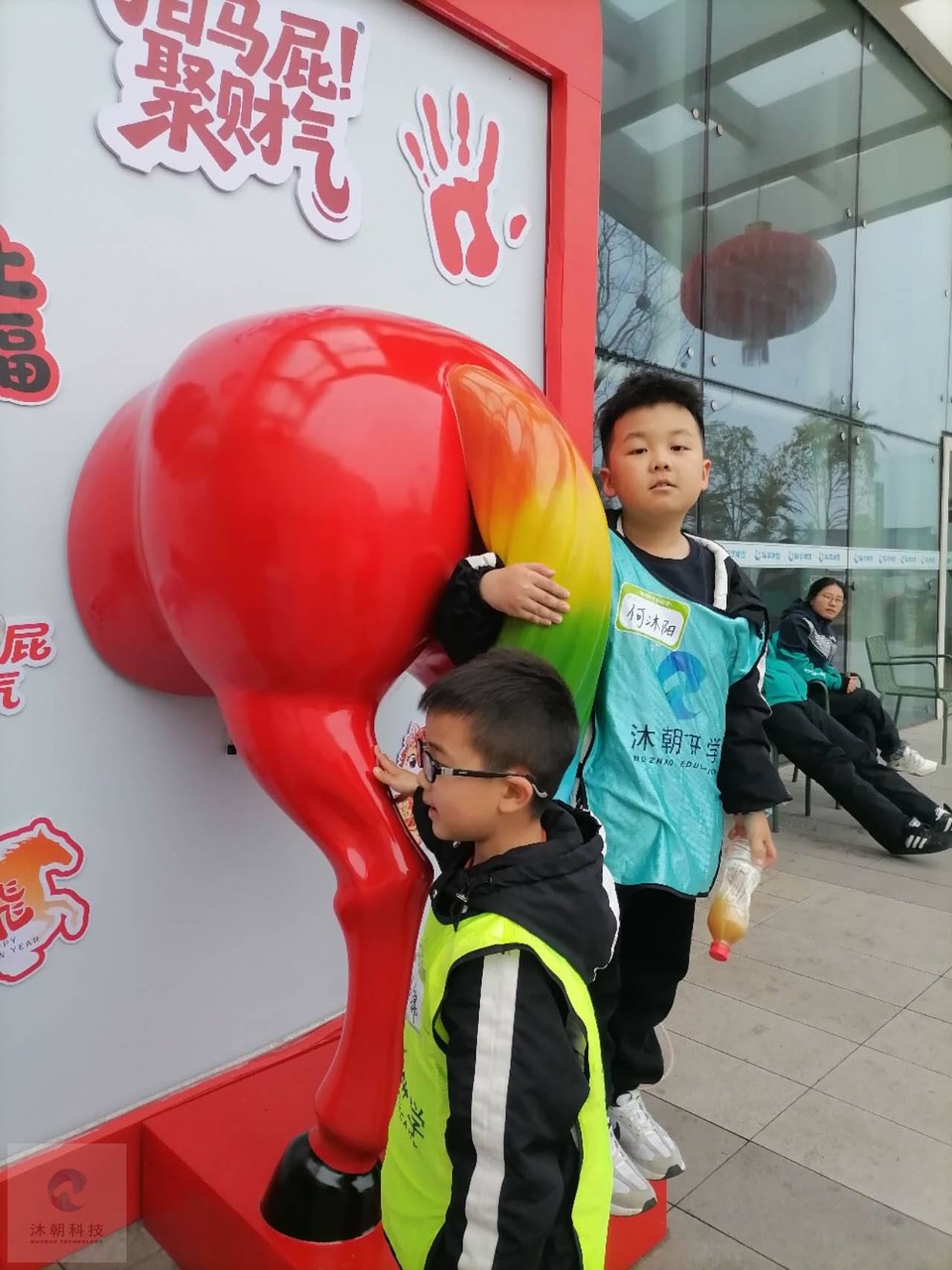 FqEiIzVxuMp9jQnNEOFs_DevRG_0ZTYvteObS6kPVyrpILQbnhwHTs-Qg4JNrS-S