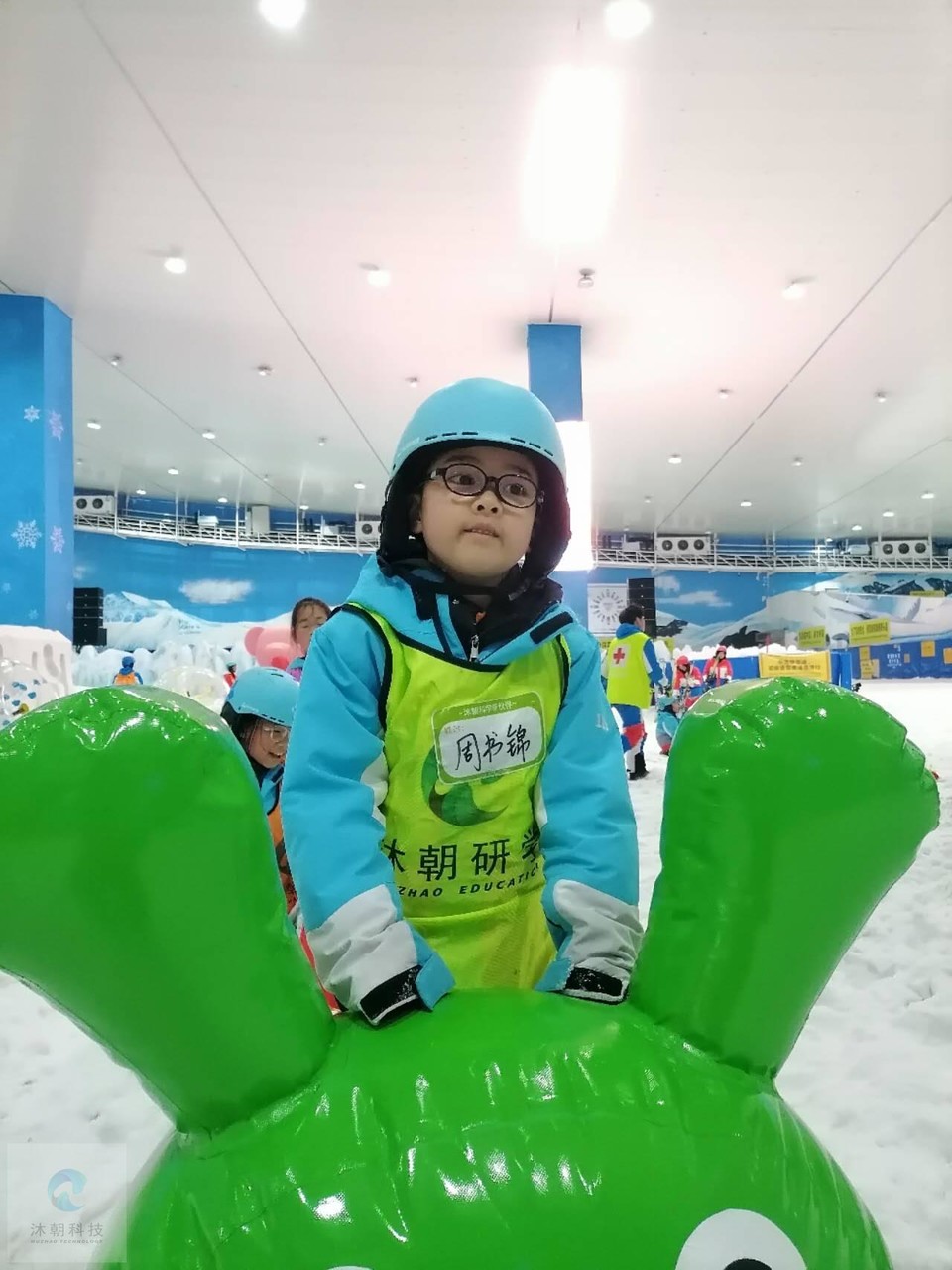 FqEiIzVxuMp9jQnNEOFs_NM_-R3Oc2NORum9vxp6q94KYSDrALtmE_BOog-wP8lx