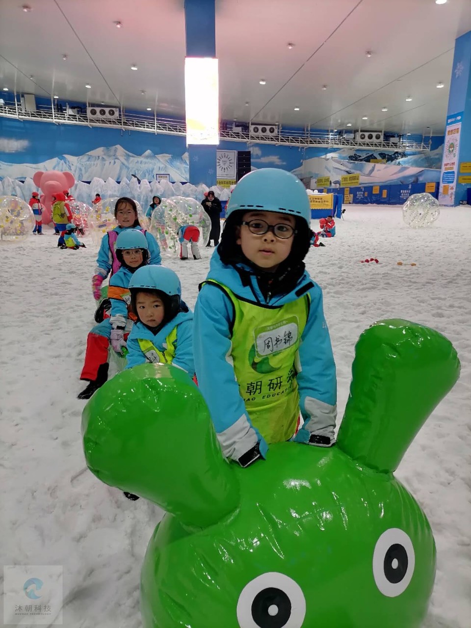 FqEiIzVxuMp9jQnNEOFs_NYyXXWBnzM-YP9vCWelJA4YpMMrUNfMzDxIyizk278W