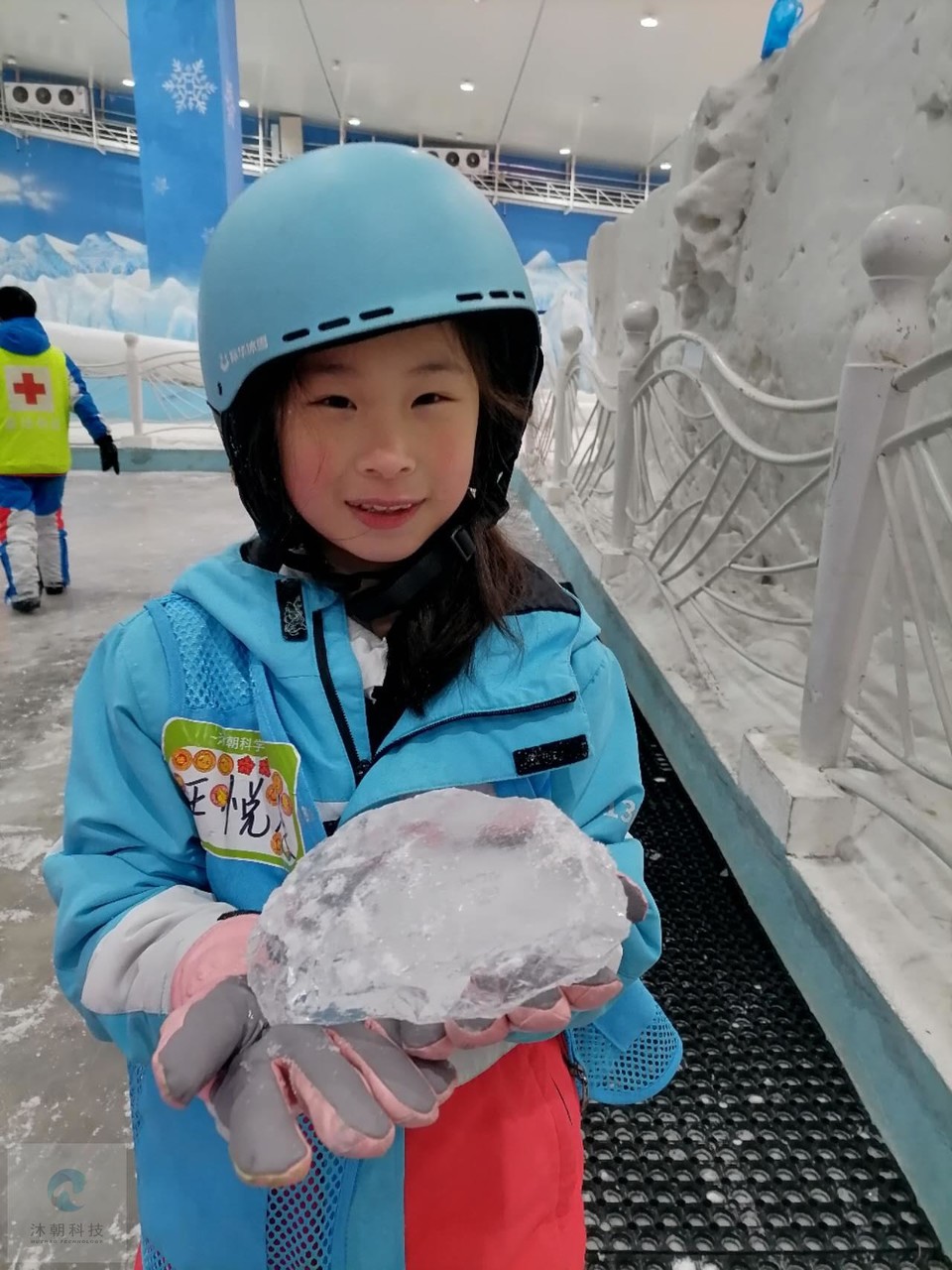 FqEiIzVxuMp9jQnNEOFs_BowuylnMcSoJb_iairPzNiQYjISF-5ZFriJKzld3EiZ