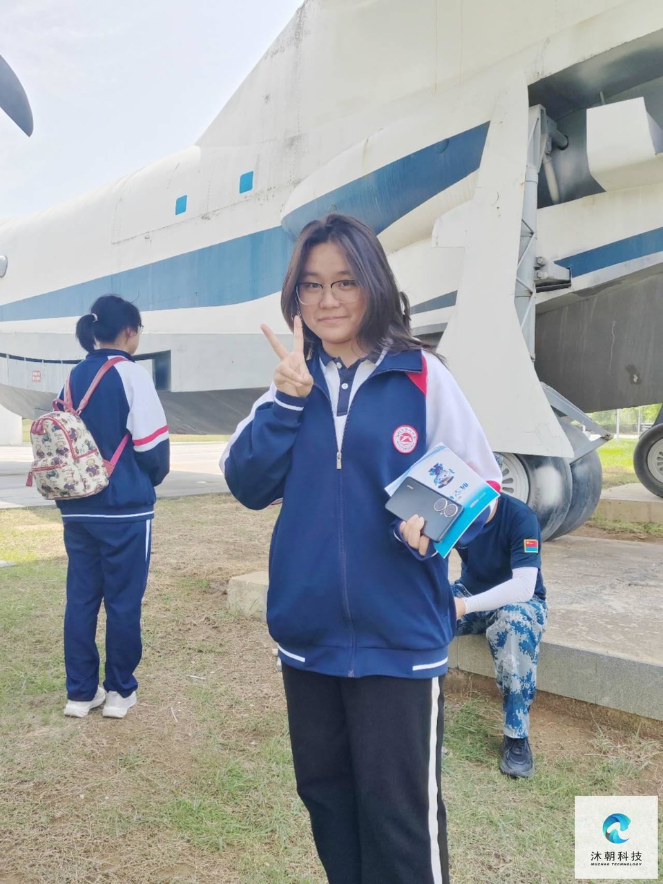 1IHuow2kM232tX-stWe9COLmolmq0uXqcBlHVTFNVDe5BGmuTDJT6K95rRkDPAmV