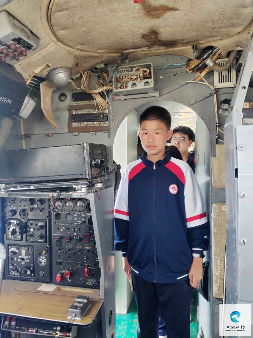 1IHuow2kM232tX-stWe9CCrLPOyqvCLNihVYDvg4FCP1ouJ1WpjEjV3304lybMAH