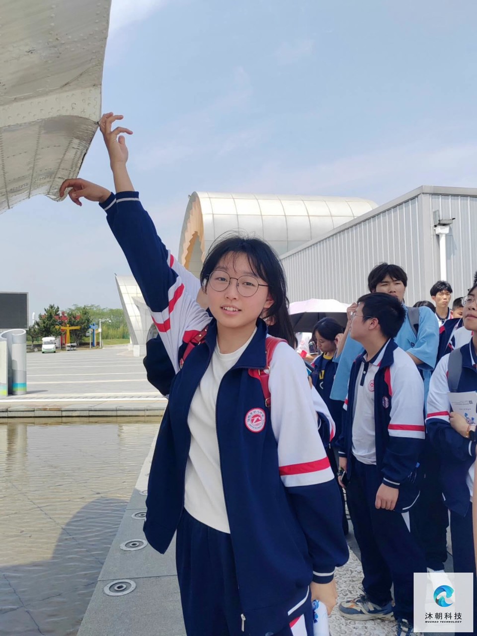 1IHuow2kM232tX-stWe9CEvmIyg3YMeOvzzjgiysjCJFVJZAyUD56TVyhOszSMBz