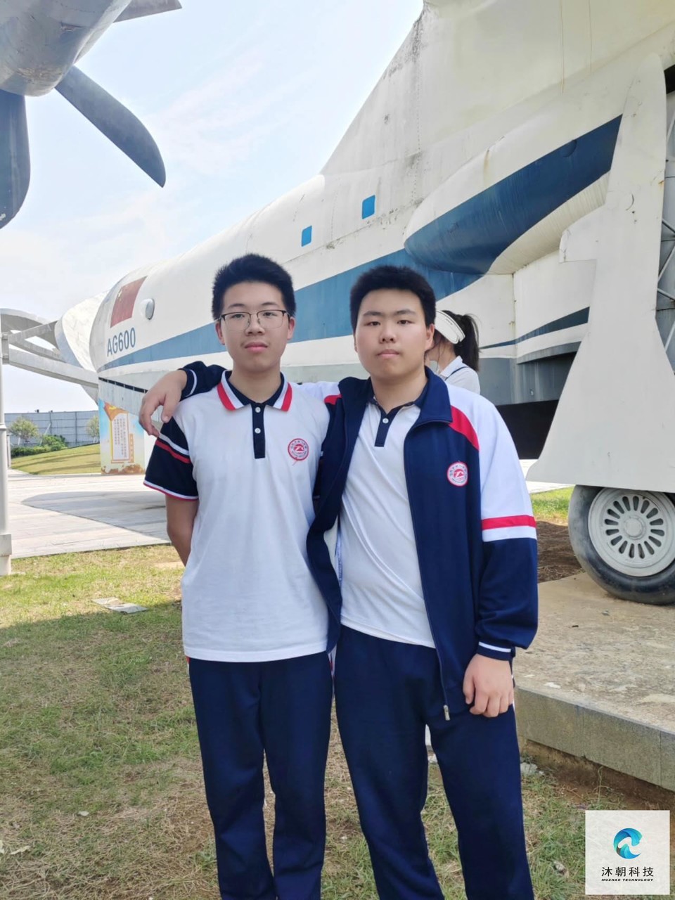 1IHuow2kM232tX-stWe9CJ1IuGRRbwaWy6nulZDd9NTZEkR_Io0gEnfuz_Y8qK4Z