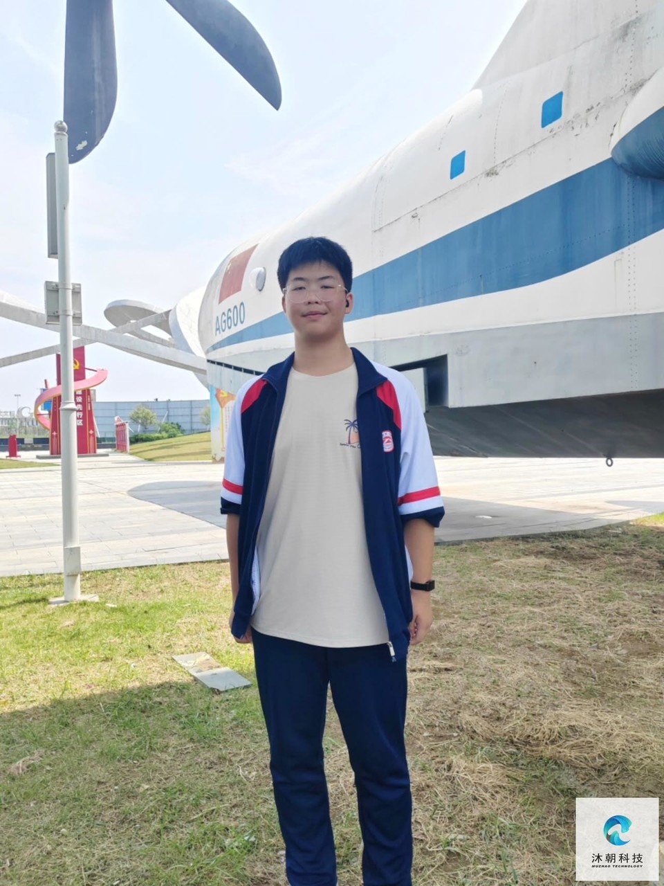 1IHuow2kM232tX-stWe9CD8bT0oadJzE9oZYSiMumo9cJ-9sIc_PcPg6OyNw4bxq