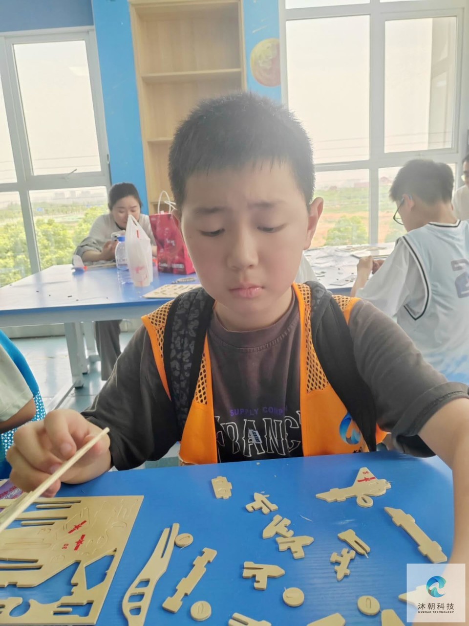 UQlPKIfOYDs_8QidLfq64CA-zLIINkzEnJ2nSsNne9enwoNkgQvQcSB6FEIfMg9l