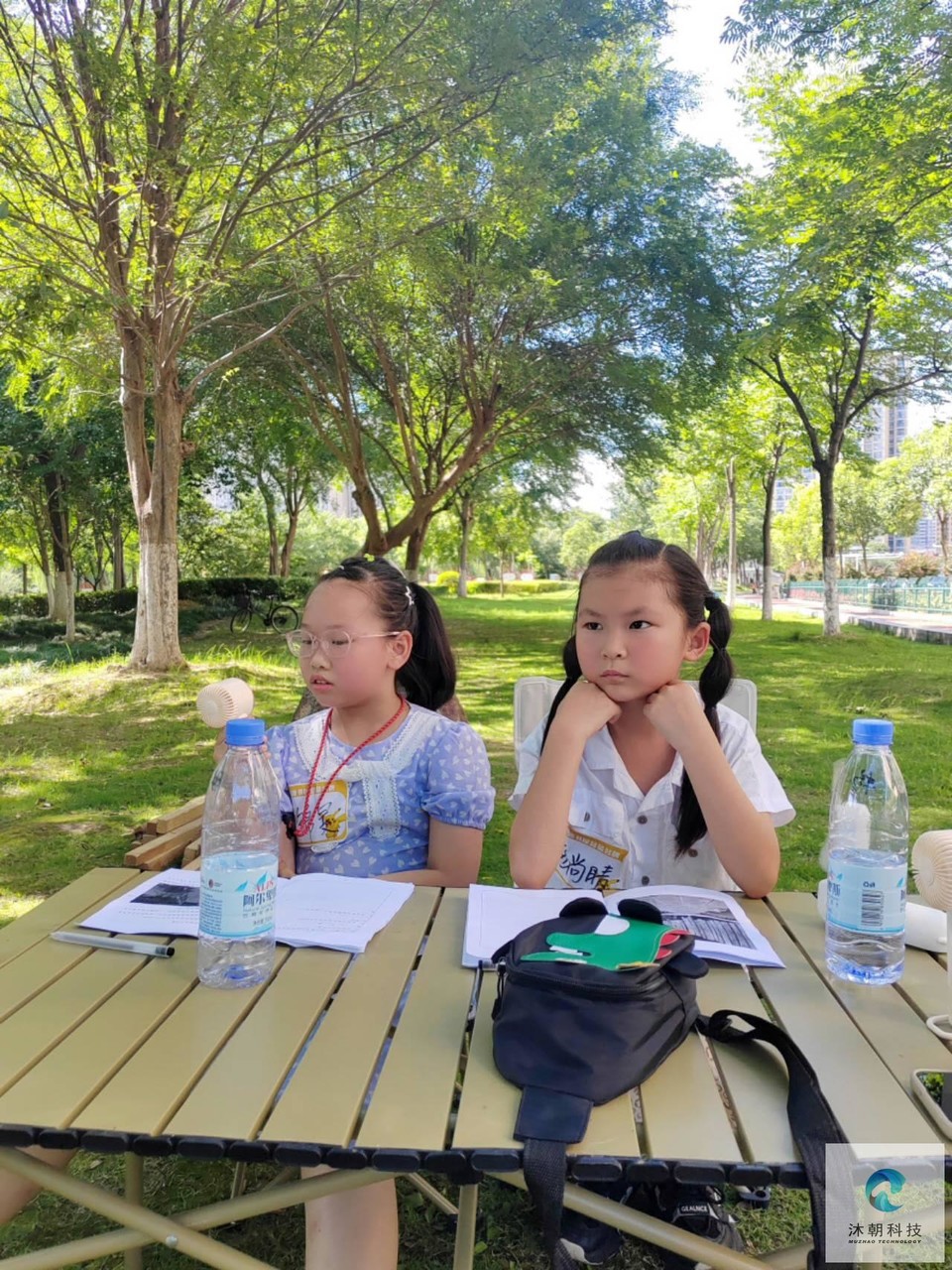 2J67hrHk1f_9otK4zFv6eX-xYoF2JZO139EhaD5WdBk-CdETm27wFGNF5gXHu57f