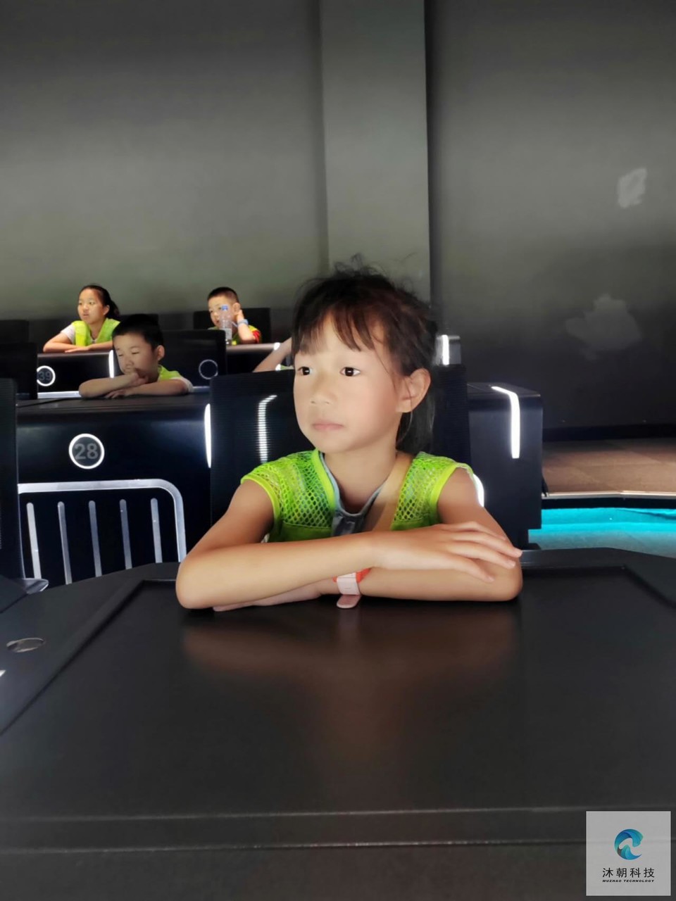 t9DZMOvhVUsoZ_JI1KgOtNIXtlpZXTsRRdT-SrIZzd3BtNVz0wwmWCPSBsl6w3wM