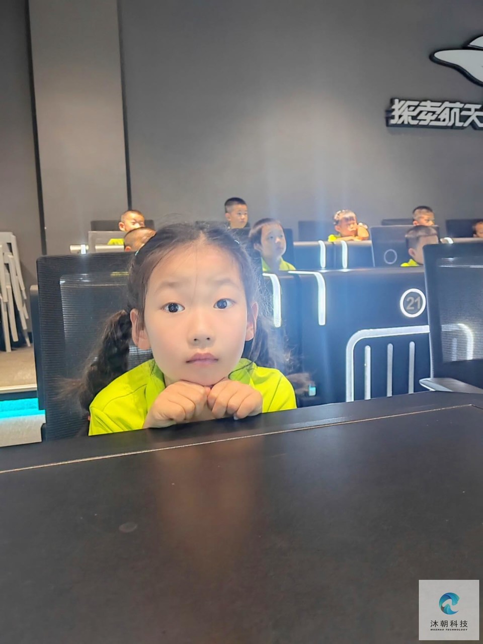 VlKkPLCP0c3foIwJqQADFZqESS6FuGtVm5B5KsNrot9Hf_1jmraWFpp2qU3HUllY