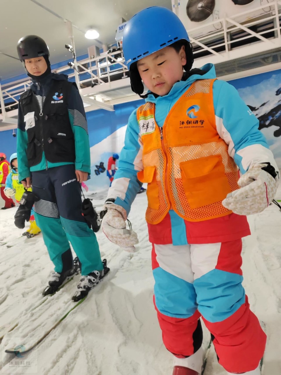 eqmjQFQ-3DVwHZIpAEirkb0BMn_4eVP6bcujBRNnWEQ31BxCE_Vcu3SZKxUW7Z2b