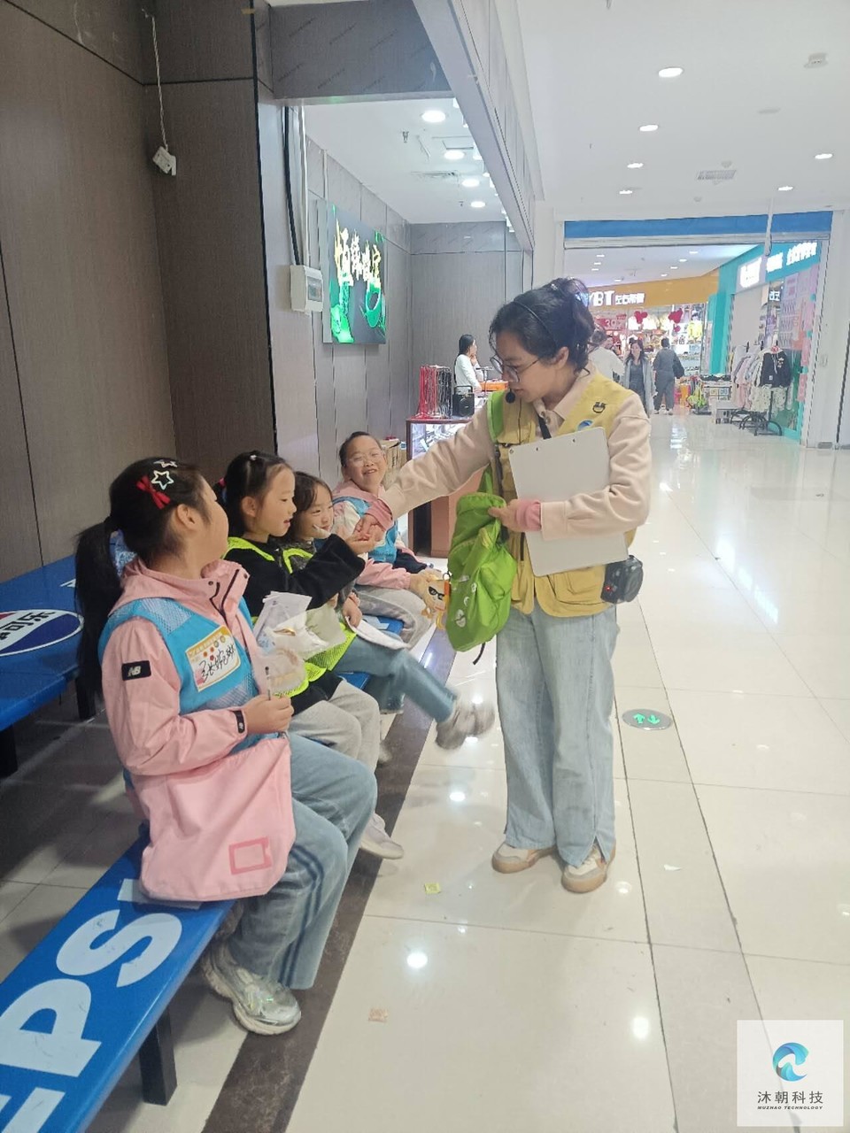 0tPraPjm9lFWFkoDB_kqj35IIVDg44MUbI3eaH-yyBX67scv-8shCFF7nqwcYSV0