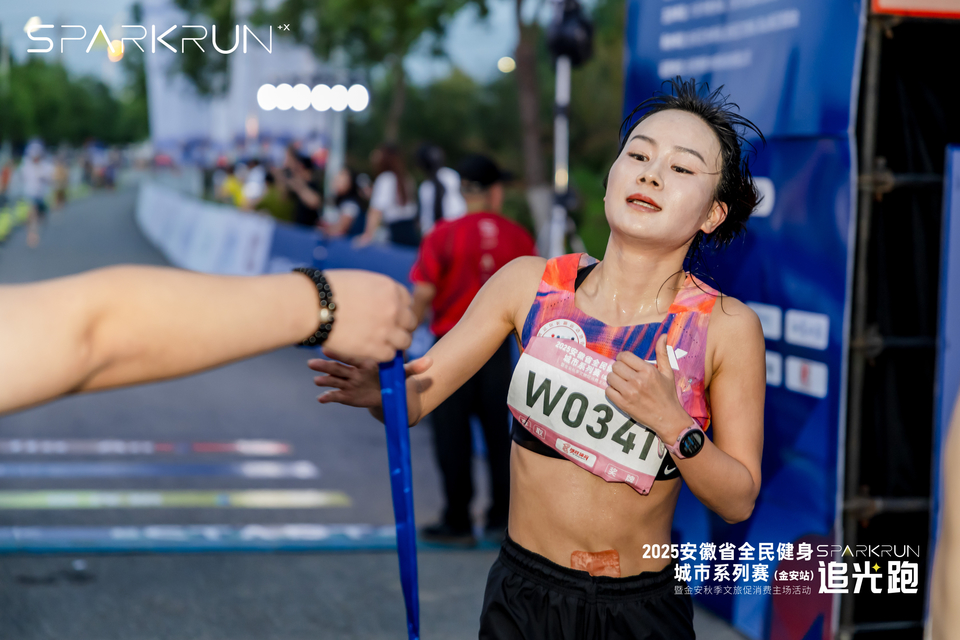 QA1A1429_2722643206-opq3964536544