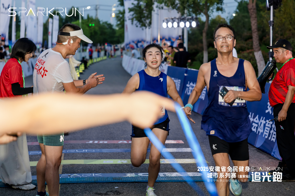 QA1A1492_2722643206-opq3964536595