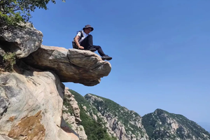 【走遍嵩山72峰】12月7日（周日）嵩山太室山四峰穿越 | 打卡万岁峰、玉镜峰、狮子峰、遇圣峰石刻字