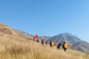 【心旅户外】12月6日（周六）云梦山大草原｜在金黄的“空中草原”上，重走战国第一军校的朝圣之路