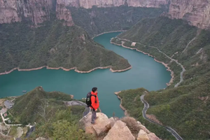 【心旅户外】12月27日（周六）千里太行第一湾 | 在游龙湾遇见“羊湖”，鱼鳞石上俯瞰山河画卷