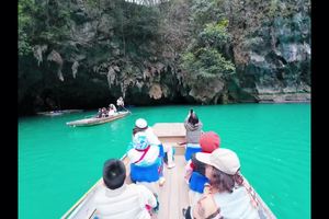 广西巴马三门海