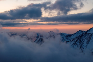 岗什卡三峰5005米攀登