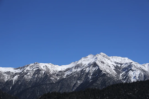 夏武贡嘎5018米攀登