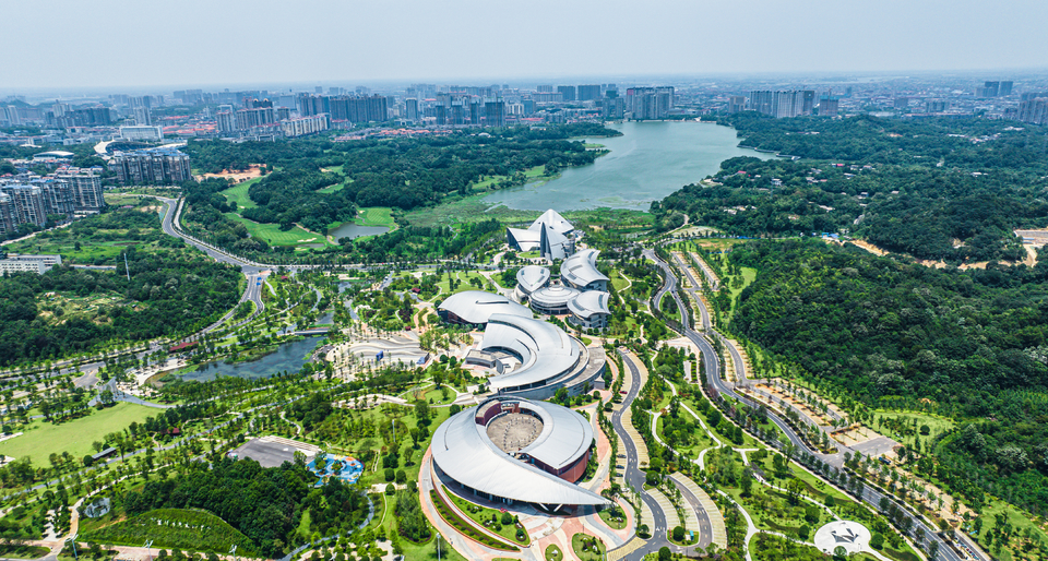 益阳市民文化中心（吴征坤 摄）