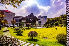 喜龙美人谷酒店（版权不明）