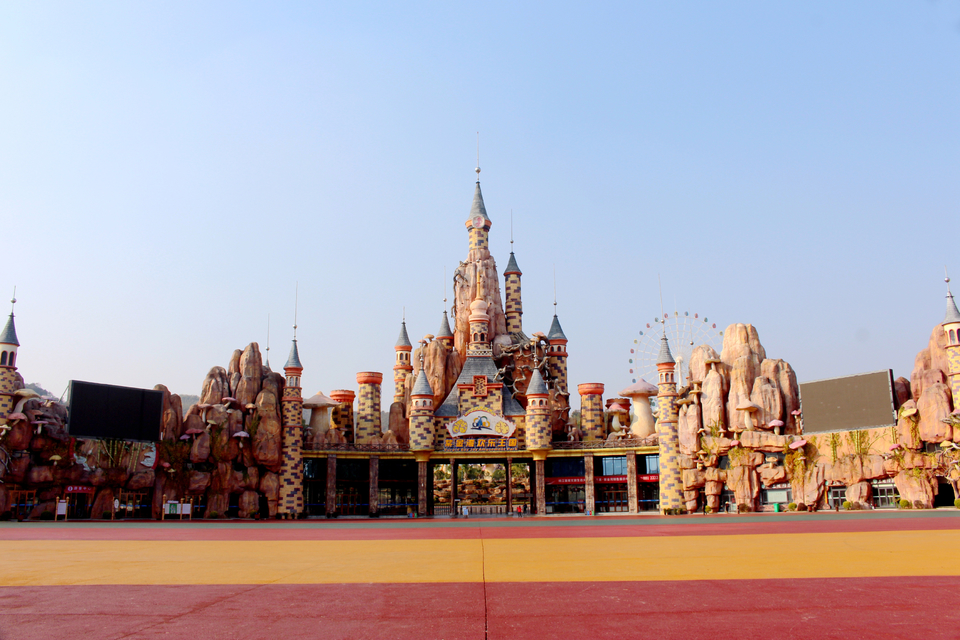 紫金湾欢乐王国景区（黄建平 摄）