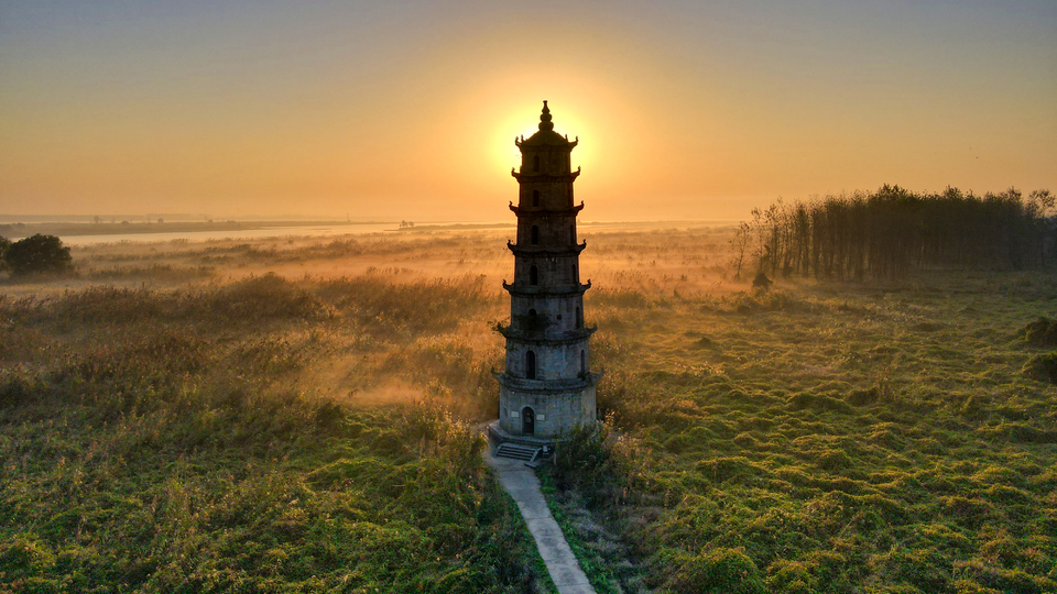 凌云塔2（黄山钟宇 摄）.