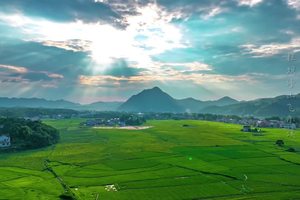 羞女湖修山生态文化景区