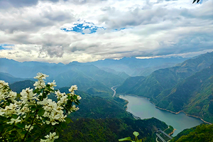 5.11【周一】丨送灯台丨二星半新手必玩路线丨一揽石砭峪水库湖光山色丨探秘圣寿寺古韵丨穿越路线不走回头路丨领队全程跟拍