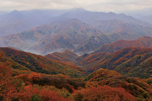  唐王寨飞来石丨二星新手必玩路线丨丨漫山遍野红叶加绝美山景丨精美火锅一顿