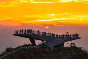 8.17 梅沙尖云端徒步｜753 米俯瞰深圳山海之城