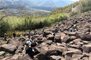 （宜+松/新线）4月11日：早鸟价110元起！来自300万年前的呼唤，奉化西岩冰川石浪环线徒步，解锁小众徒步秘境