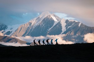 【贡嘎环线6日】| 摄影领队带您体验6天全面升级:走近“蜀山之王”，冷噶措赏最美倒影，环线转山，邂逅不一样的川西美景