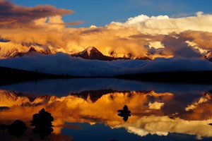 【贡嘎西南坡5日】丨全新贡嘎西南坡5日徒步：这一次，只为贡嘎的日出日落，坐若湖+三恩措+冷嘎措+子梅垭口+贡嘎寺尽收眼底