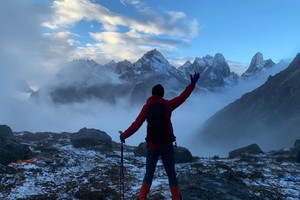 【长穿毕5日】丨经典四姑娘山长坪沟穿越毕棚沟5日徒步活动，看原始风光，赏雪山秘境，体难藏族风情