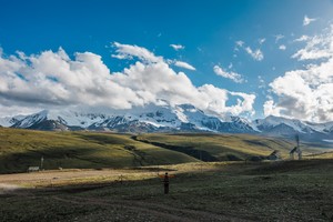 【阿尼玛卿小环6日】| 徒步之旅|冰川与神山的史诗碰撞，是雪域之巅的众神王座，领队配比1：3