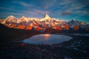 【印象贡嘎4日】| 8人精品小团贡嘎环线，随车配单反/无人机，打卡四姑娘山+月亮湖+冷嘎措+鱼子西+子梅垭口