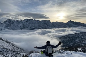 【翡翠之眼2日】| 九架海翡翠之眼——川西冰川的最后一滴泪，协作比1:3/1:2/1:1，提供攀登装备，小众雪山攀登路线