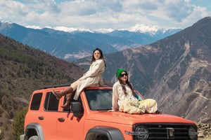 越野旅拍团【漫游川西3日】| 2-4人小团——红海子、格底拉姆、塔公草原、四姑娘山双桥沟，全程摄影领队跟拍