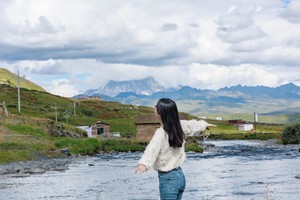 越野旅拍团【云绕川西5日】| 2-4人小团——红海子、格底拉姆、冷嘎措、塔公草原、八郎生都、木雅大寺、野墨石公园、四姑娘