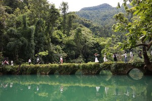 【黔东南6日】| 2-6人精品小团——一条为少数人设计的深度人文旅行，贵州肇兴侗寨+堂安徒步+瑶山古寨+荔波小七孔