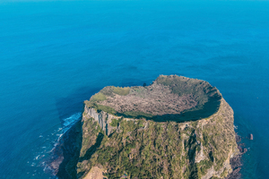 【汉拿山5日】 | 韩国济州岛牛岛骑行-城山日出峰-涉地可支-偶来小路-汉拿山徒步，免费接送机+高标酒店+登顶证书