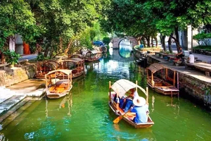 2025年10月25日，休闲旅行 || 玩转广东"小周庄"之称的顺德逢简水乡，游广东四大名园清晖园！