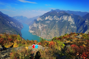 2025年11月28日-12月01日，徒步华夏｜重庆三峡站，登三峡之巅，徒三峡龙脊，赏三峡红叶4日徒步活动