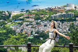 【走进香港】2025年11月29日，徒步打卡港版阿勒泰【昂平营地】，拍照看海发呆野餐