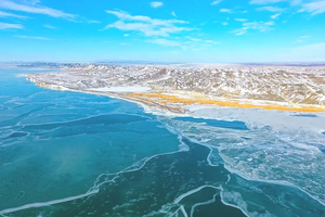 【新疆之冬  冰雪阿勒泰8日】喀纳斯 禾木 将军山夜滑 魔鬼城  航拍冰雪北疆之旅