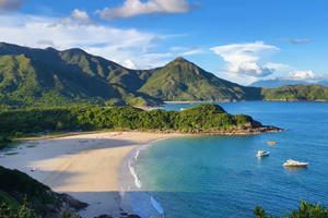 2025年12月31日-01月03日，【深港跨年徒步】香港麦理浩径第二段徒步露营、打卡网红破边洲、穿越深圳最美海岸线东西